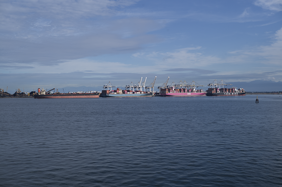 Q1100072