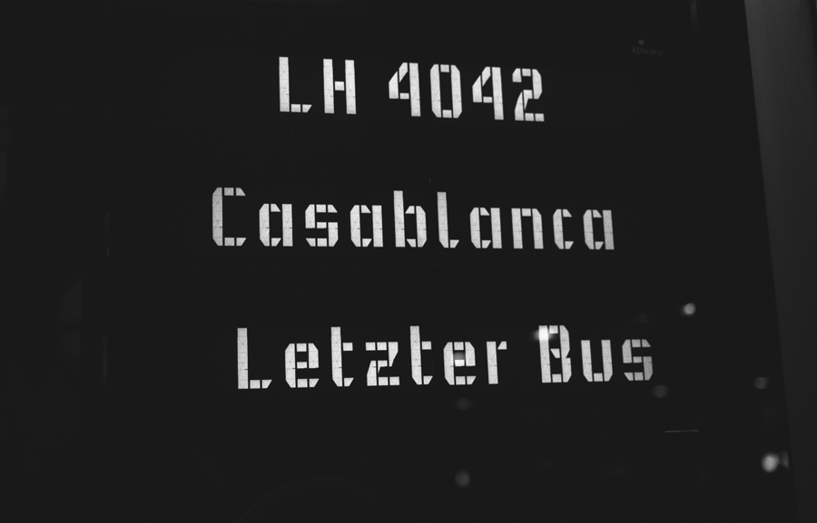 230020