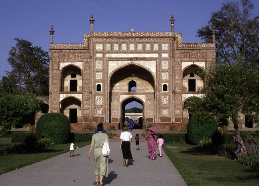Pakistan2-05