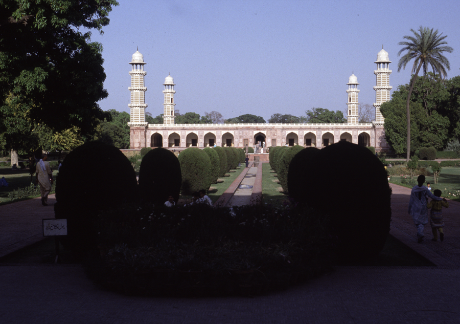 Pakistan2-06